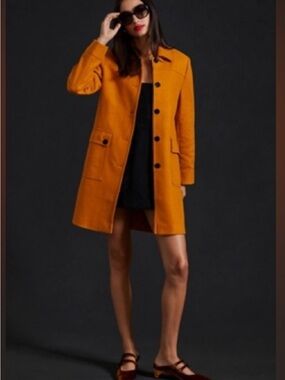MAEVE ANTHROPOLOGIE Yellow
-Mustard Textured Peacock Size 6
Quiet Luxury Fall